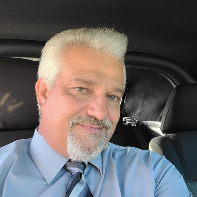 Daniel Sheps as Mr Billings